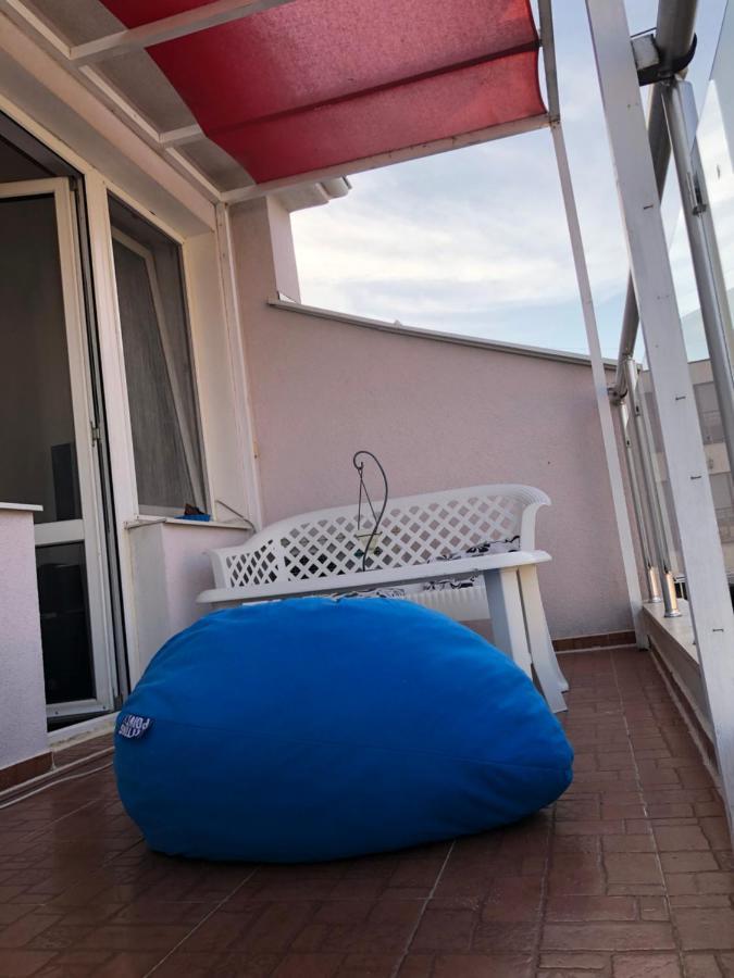Milos Apartments Поморие Экстерьер фото