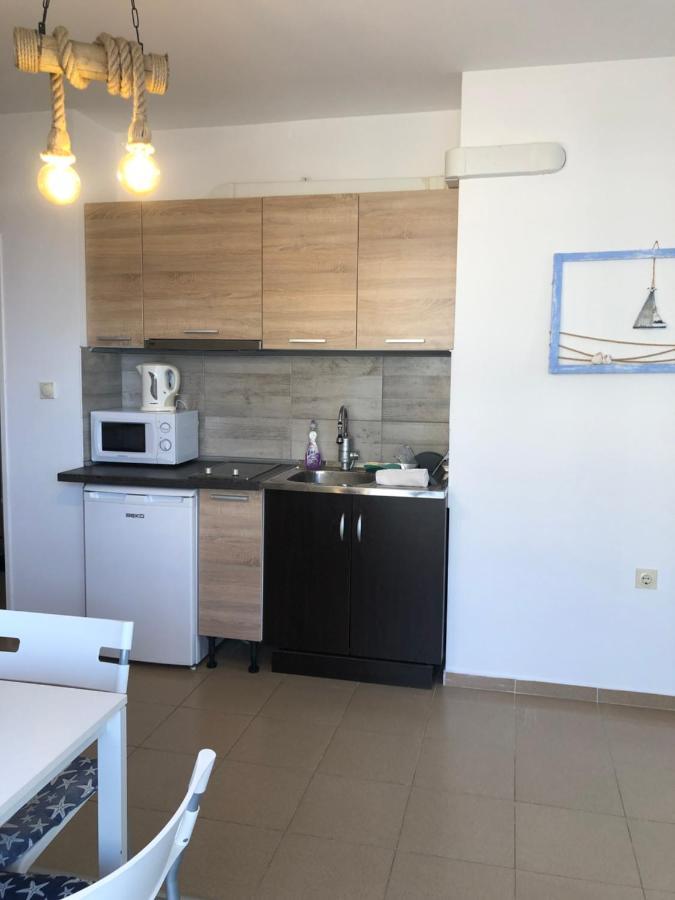 Milos Apartments Поморие Экстерьер фото