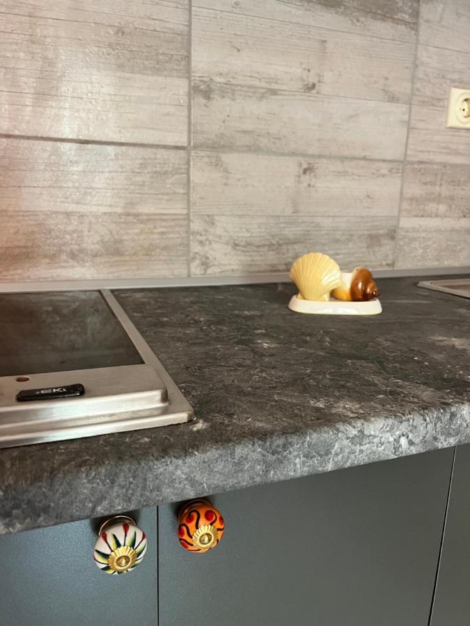 Milos Apartments Поморие Экстерьер фото
