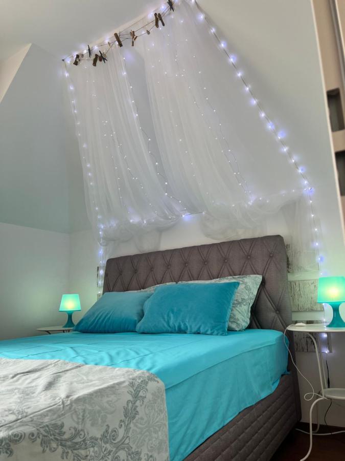 Milos Apartments Поморие Экстерьер фото
