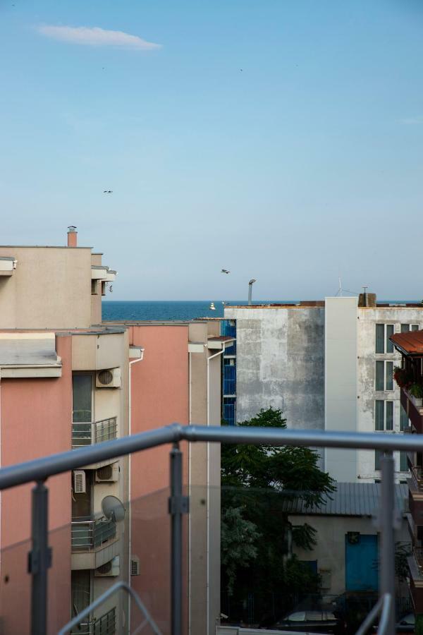 Milos Apartments Поморие Экстерьер фото